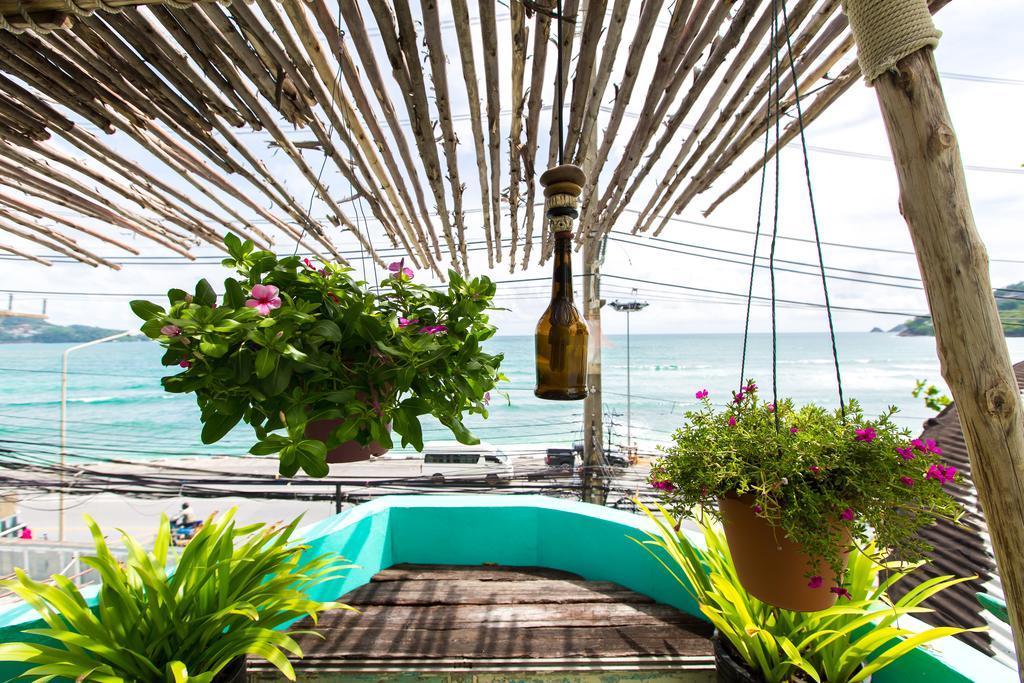 Bed & Breakfast Barefoot Kalim Front 3*