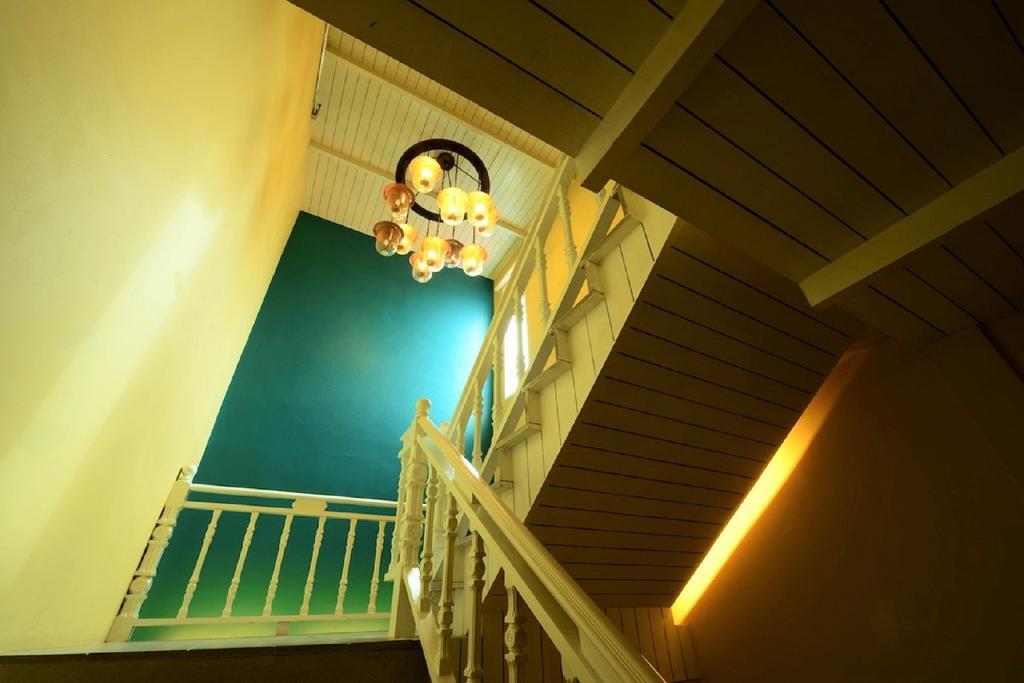 Hotel Baan Phuanda Phuket
