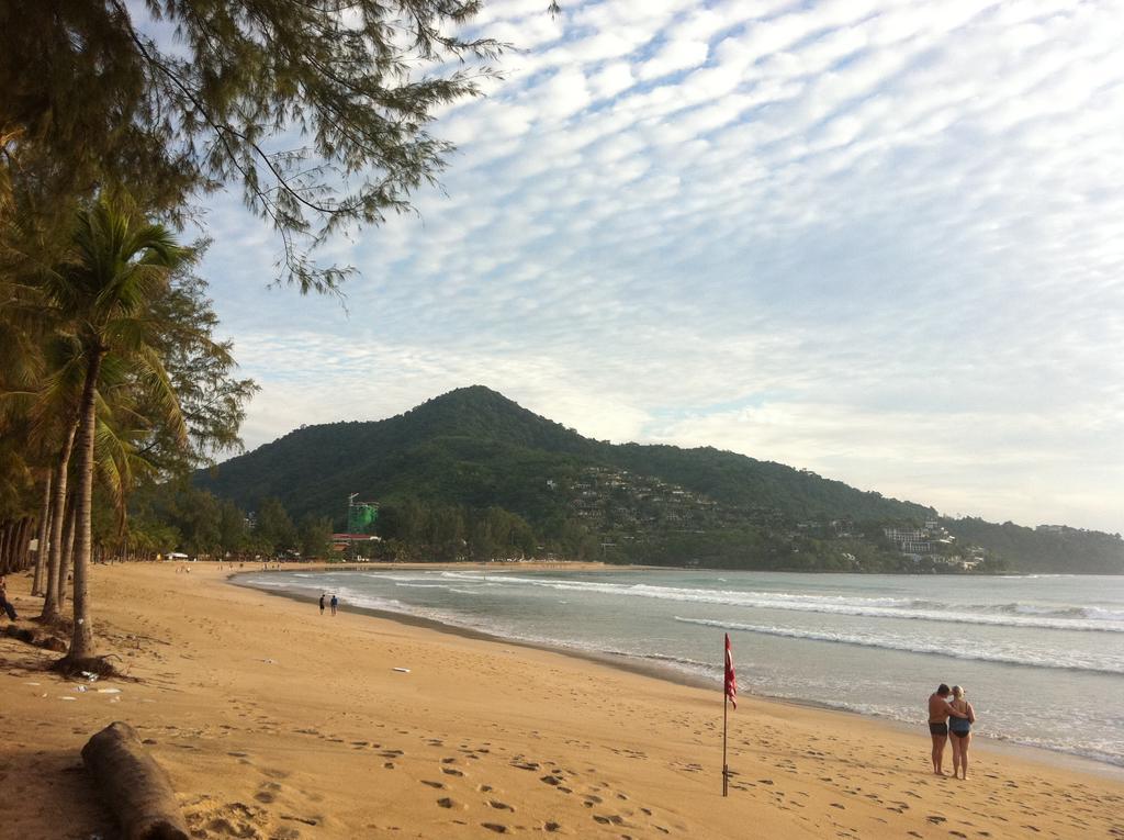Beachfront Pantai Kamala