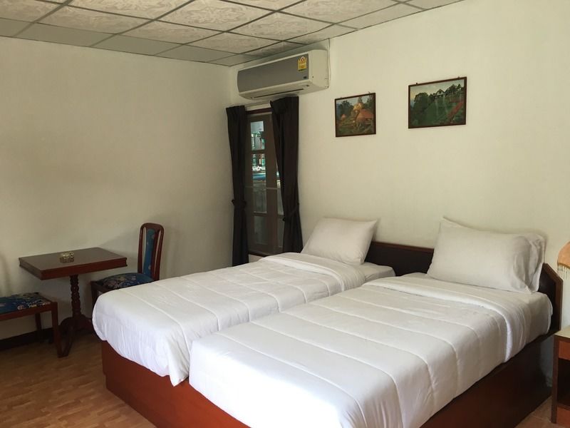 Hotel Royal Crown & Palm