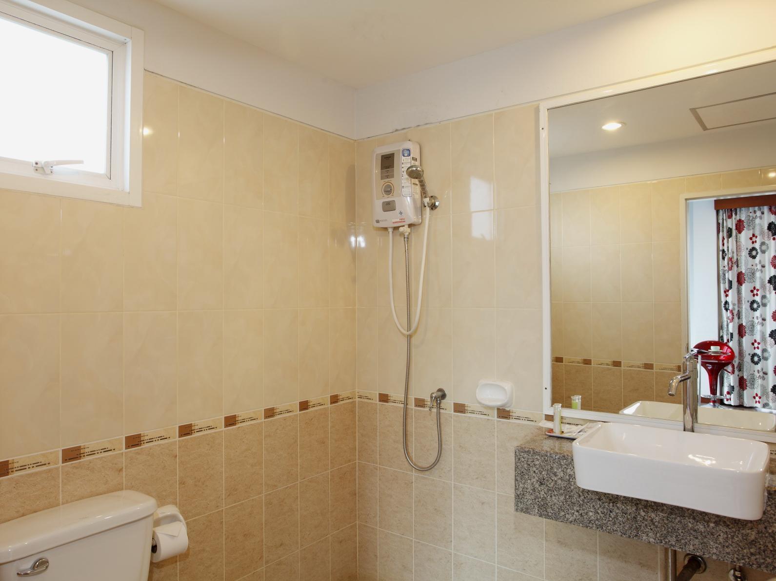 Apartment B-bossa Patong