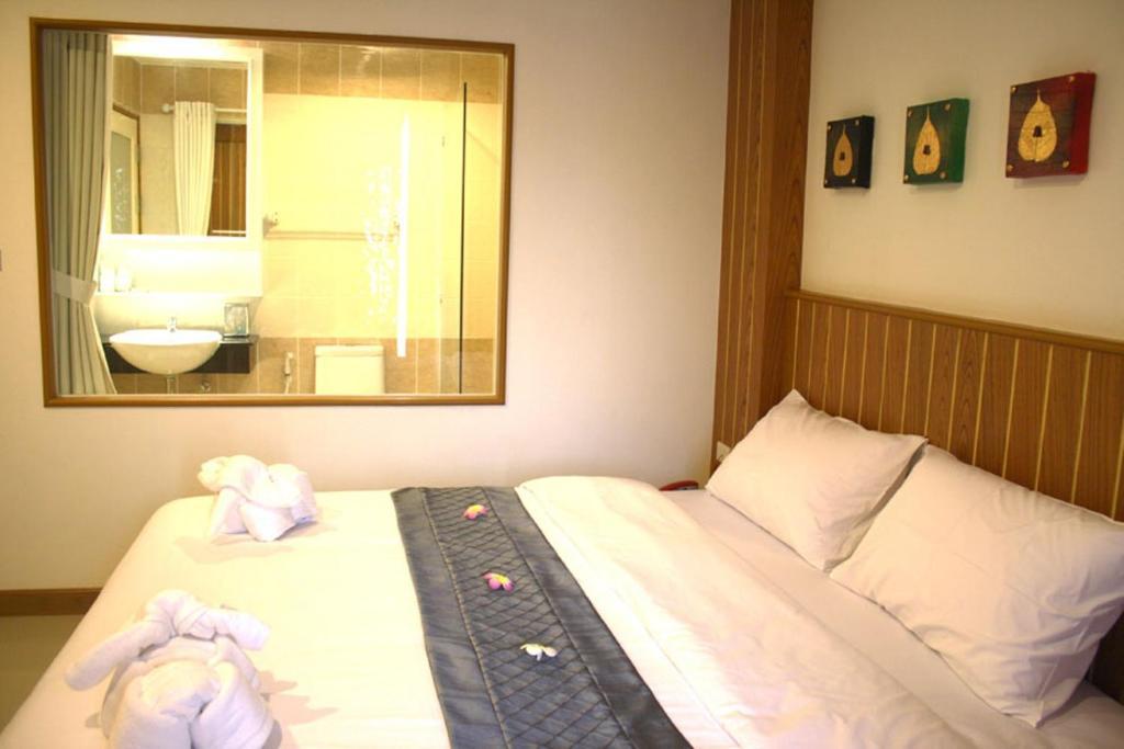 Hotel Santi White 3*