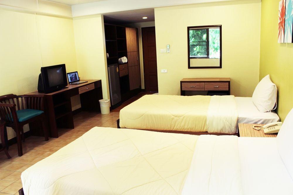 Hotel Pattra Mansion By Aksara Collection Phuket