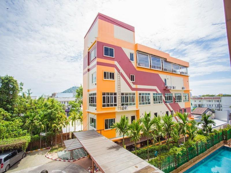S.b.living Place Hotel 3*