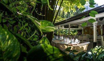 Hangout Phuket By Kly 3*