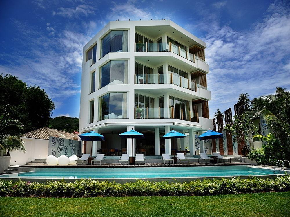 Beachfront Phuket 5*