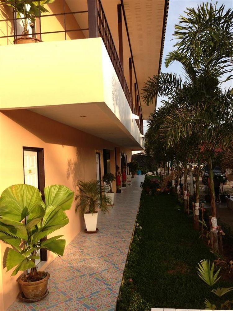 Phuket Airport 2* Ban Bo Han