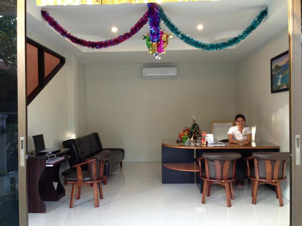 Phuket Airport Hotel 2*