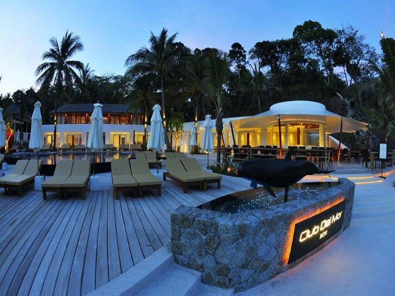 Racha Island Hotel 3*