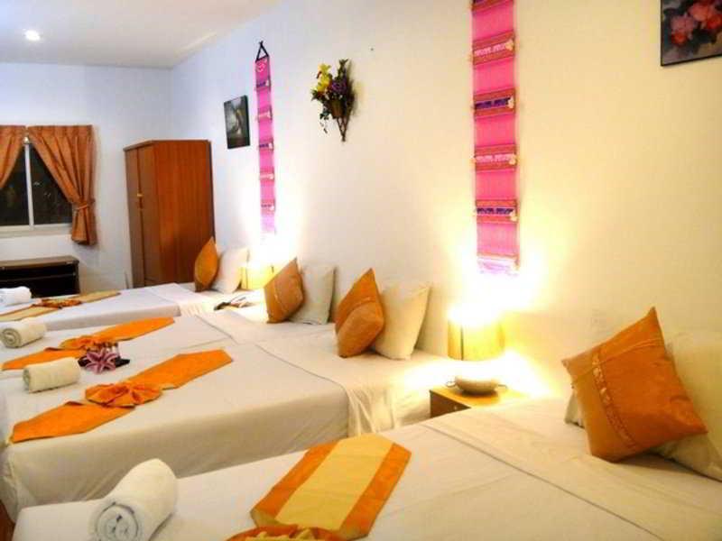 Oyo 1134 Baan Zarn Gasthof