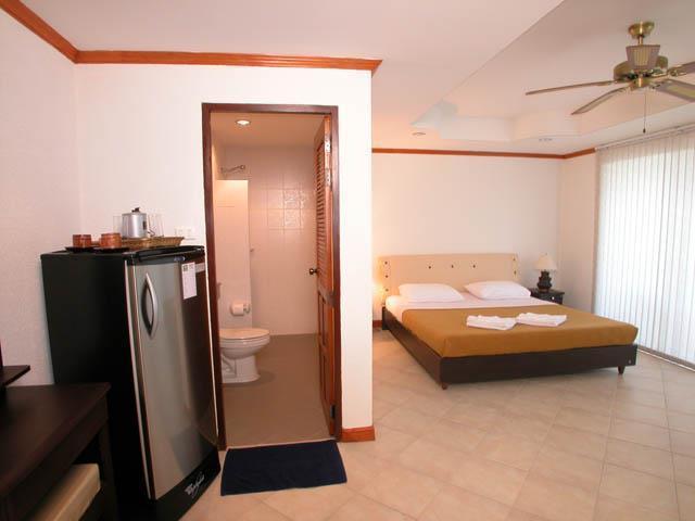 Blue Sky Hotel 2*