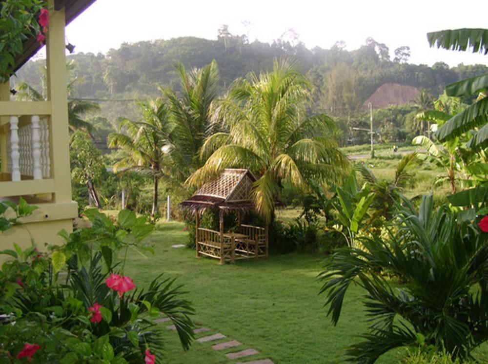 Chez Charly Guest house 3*