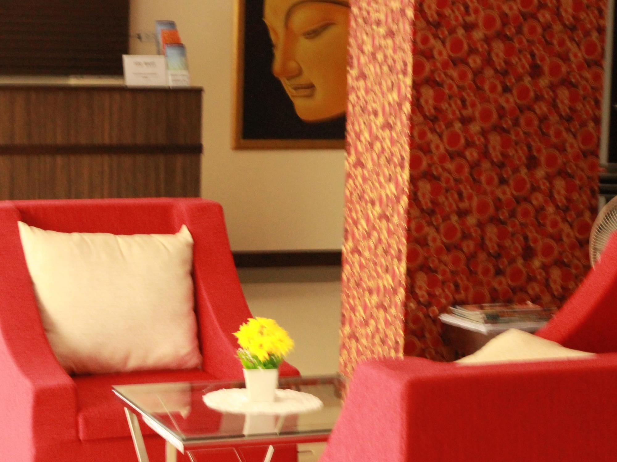 Oyo 232 Hometel Hotel