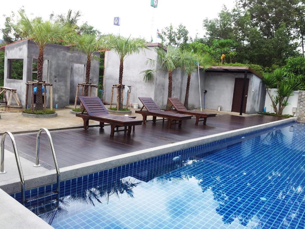 Rojjana Apartment *