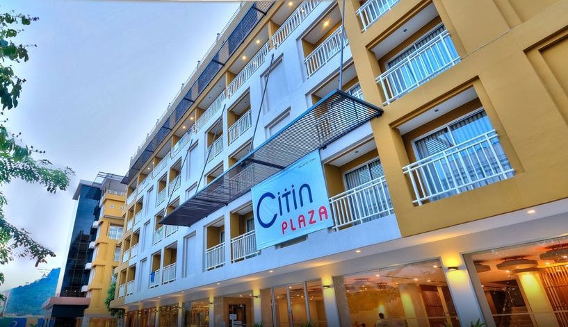 Ashlee Plaza & Hotel 4*