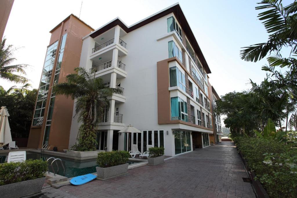 Haven Lagoon Condominium Patong