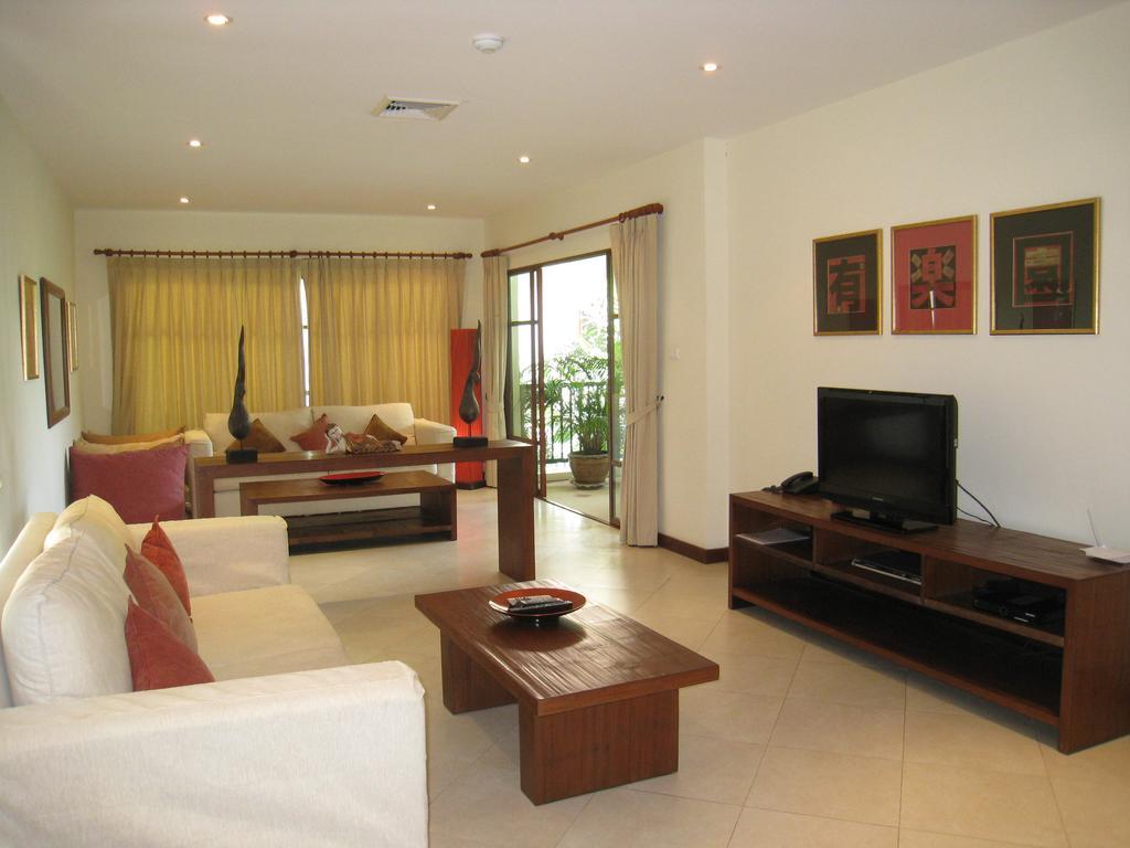 Apartment Baan Puri *