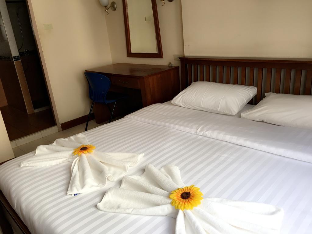 Guest house Same Same Patong