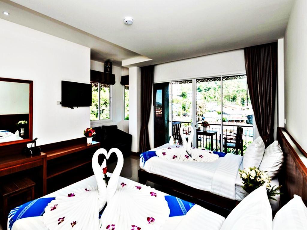Baan Vanida Garden Karon