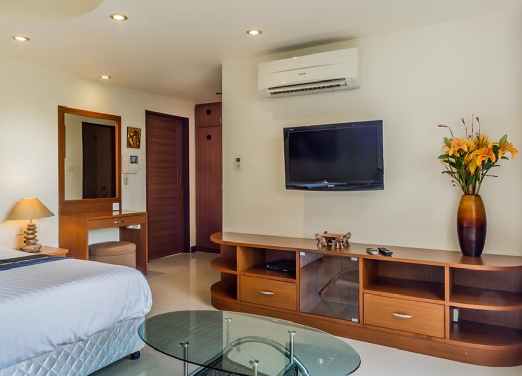 Hotel At Naiharn Boutique Hotel Rawai