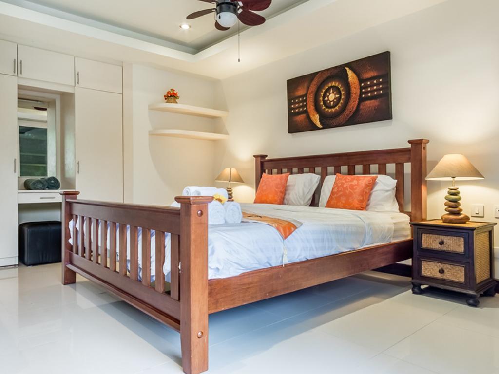 At Naiharn Boutique Hotel Rawai