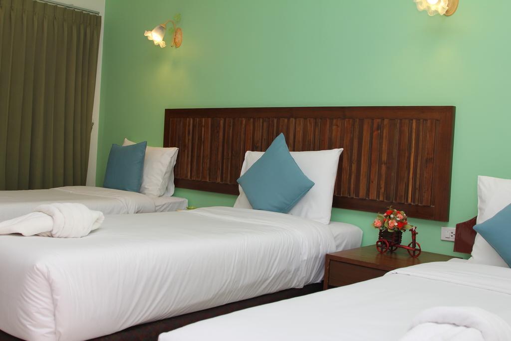 Hotel Bs Airport At Phuket Nai Yang Beach
