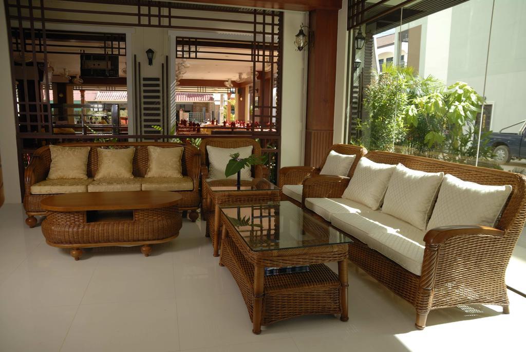 Hotel Outdoor Strand Kata