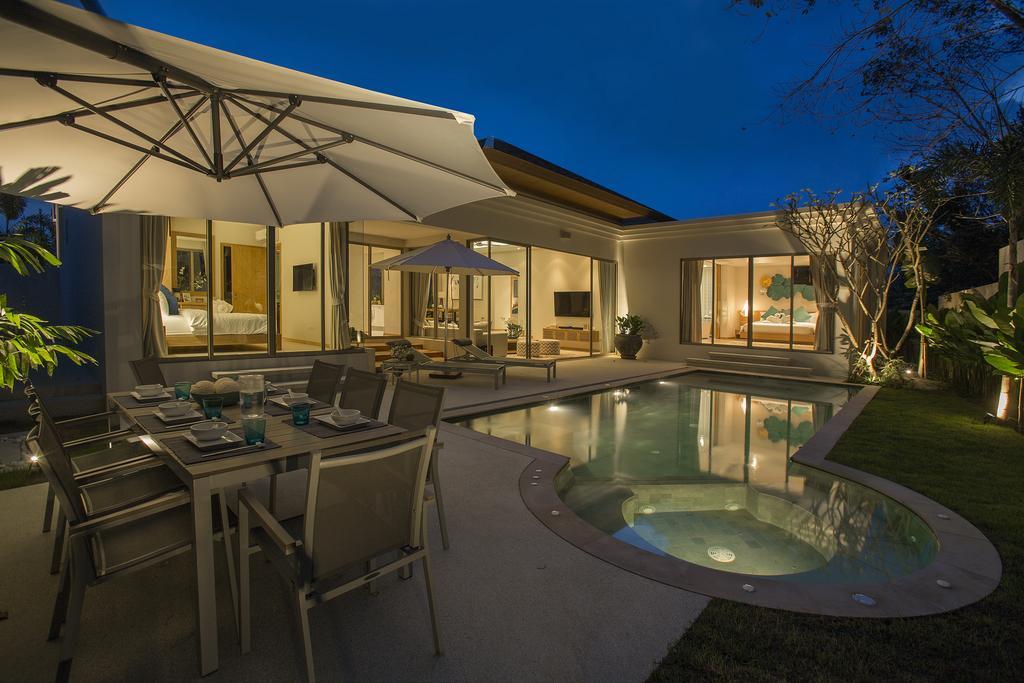 777 Private Pool