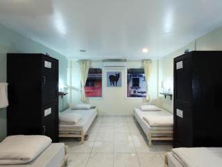 Albergue Bodega Phuket (adults Only)
