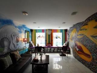Bodega Phuket (adults Only) Albergue Patong