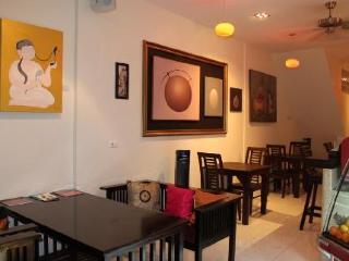 Bodega Phuket (adults Only) Albergue *