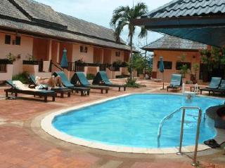 Baan Nern Sai Hotel 3*