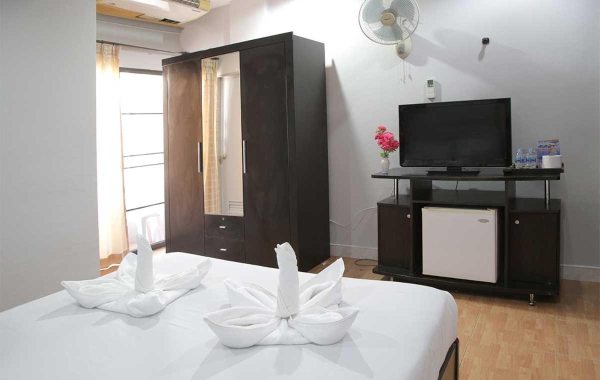 Mango Hotel 2*