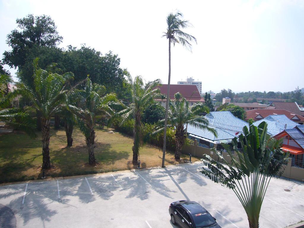 Chic Unit A303, A306, A307, A308, A406 Appartement Karon