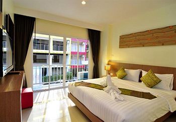 Pimrada Hotel 3*
