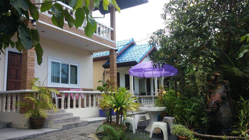 Wattana Guest house *
