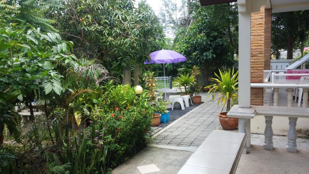 Wattana Guest house Nai Yang