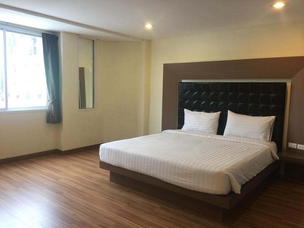 Meeting Apartment *