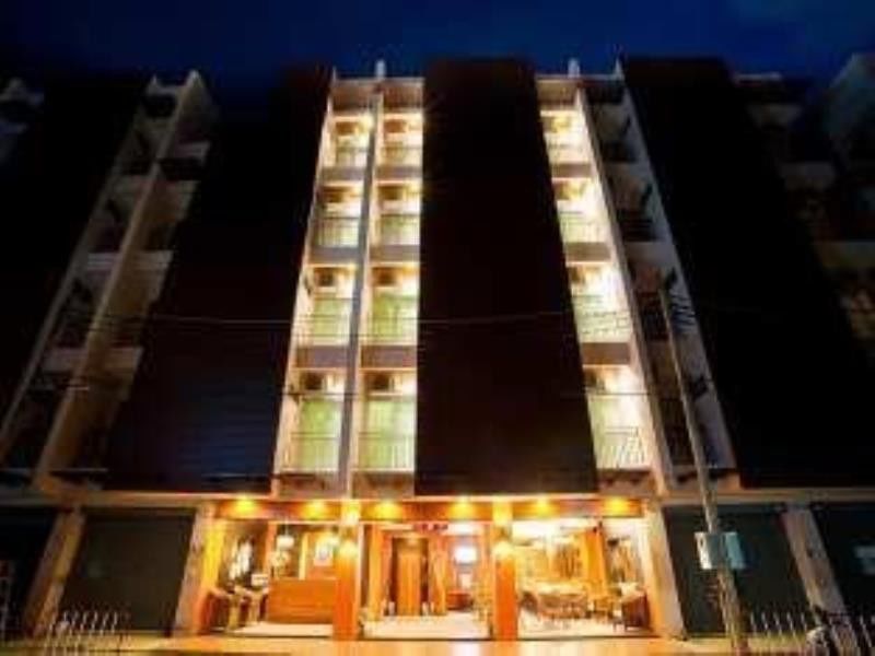 Deva Patong 3*