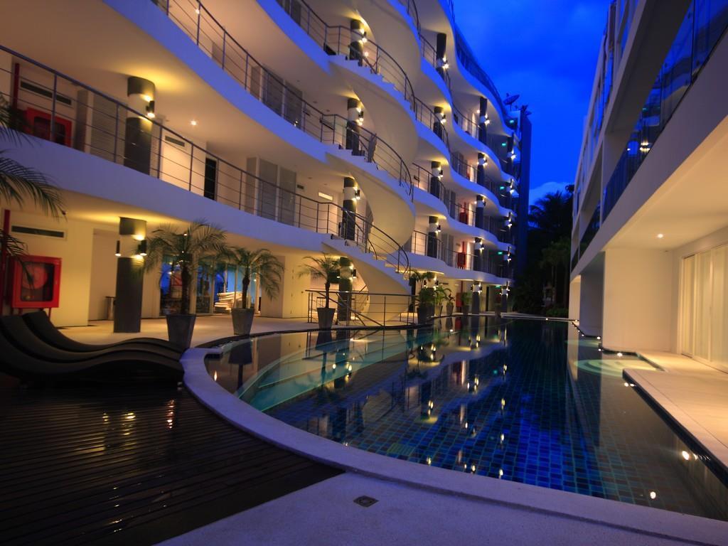 Sunset Plaza Condominium * Karon