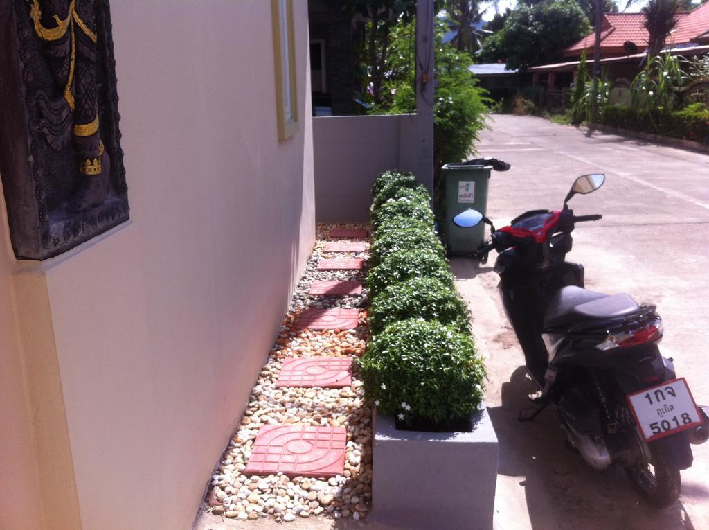 Ban Don Apartment *