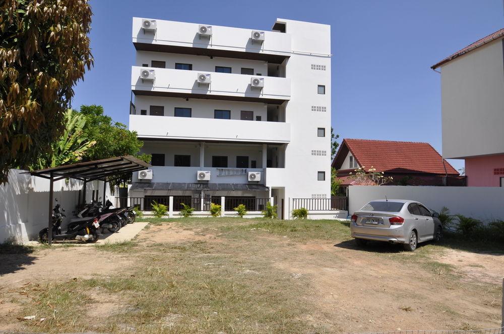 Duangjai Hotel