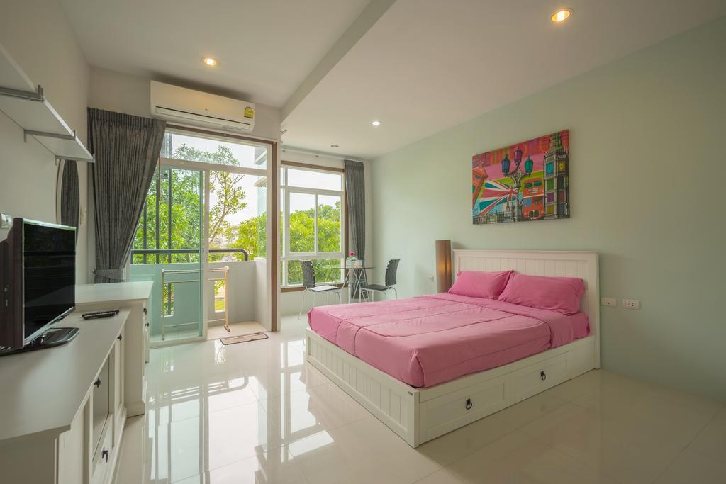 The Bell Phuket Apartment *