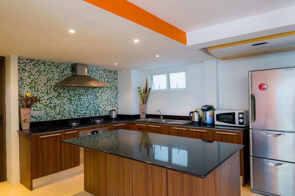 Tananza Pool Nern Khao Phuket Holiday home