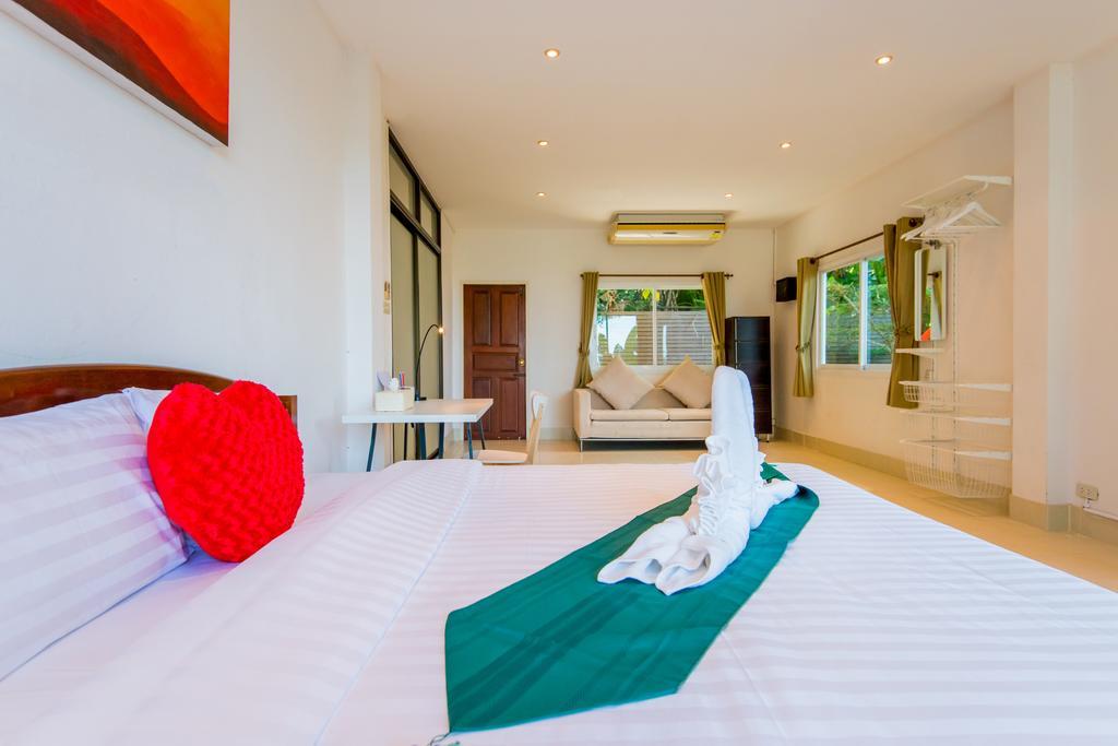 Tananza Pool Nern Khao Phuket * Ratsada