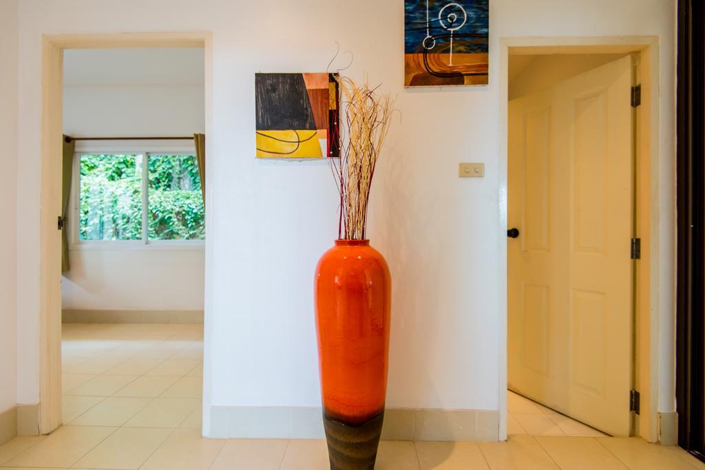 Tananza Pool Nern Khao Phuket Holiday home *