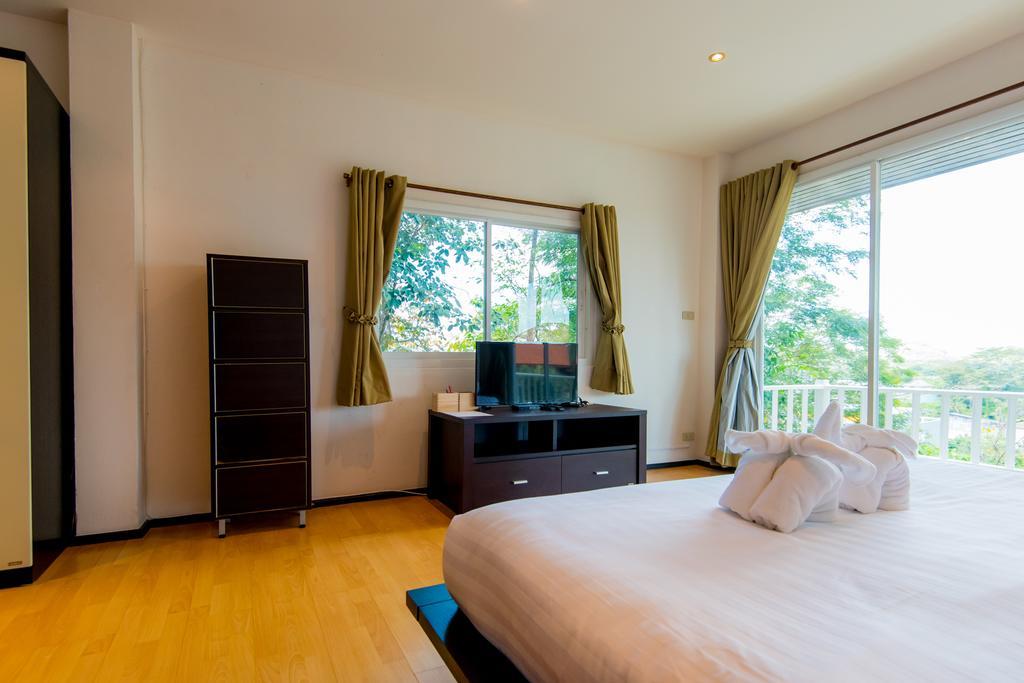 Tananza Pool Nern Khao Phuket * Ratsada