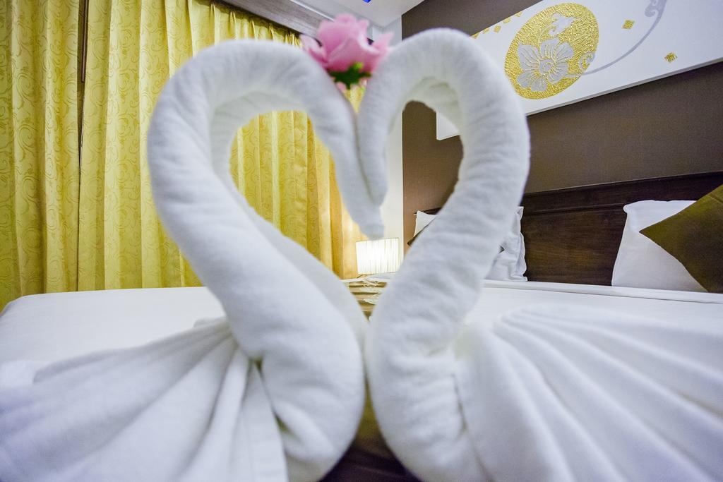 Hotel The Luxur Boutique Patong