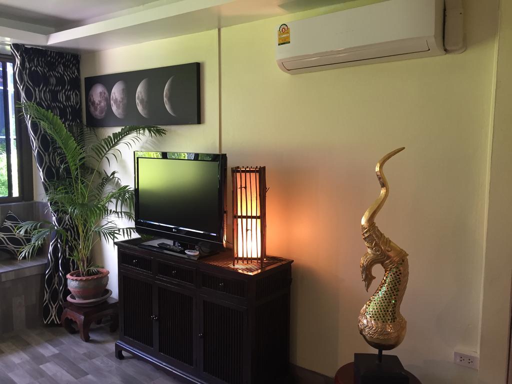 Guest house Fong Kaew And Baan Nang Fa