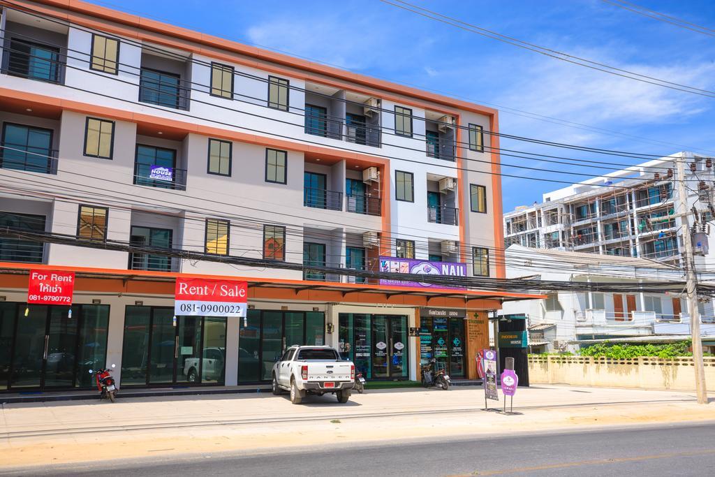 Apartment Oyo 303 Phoomjai House